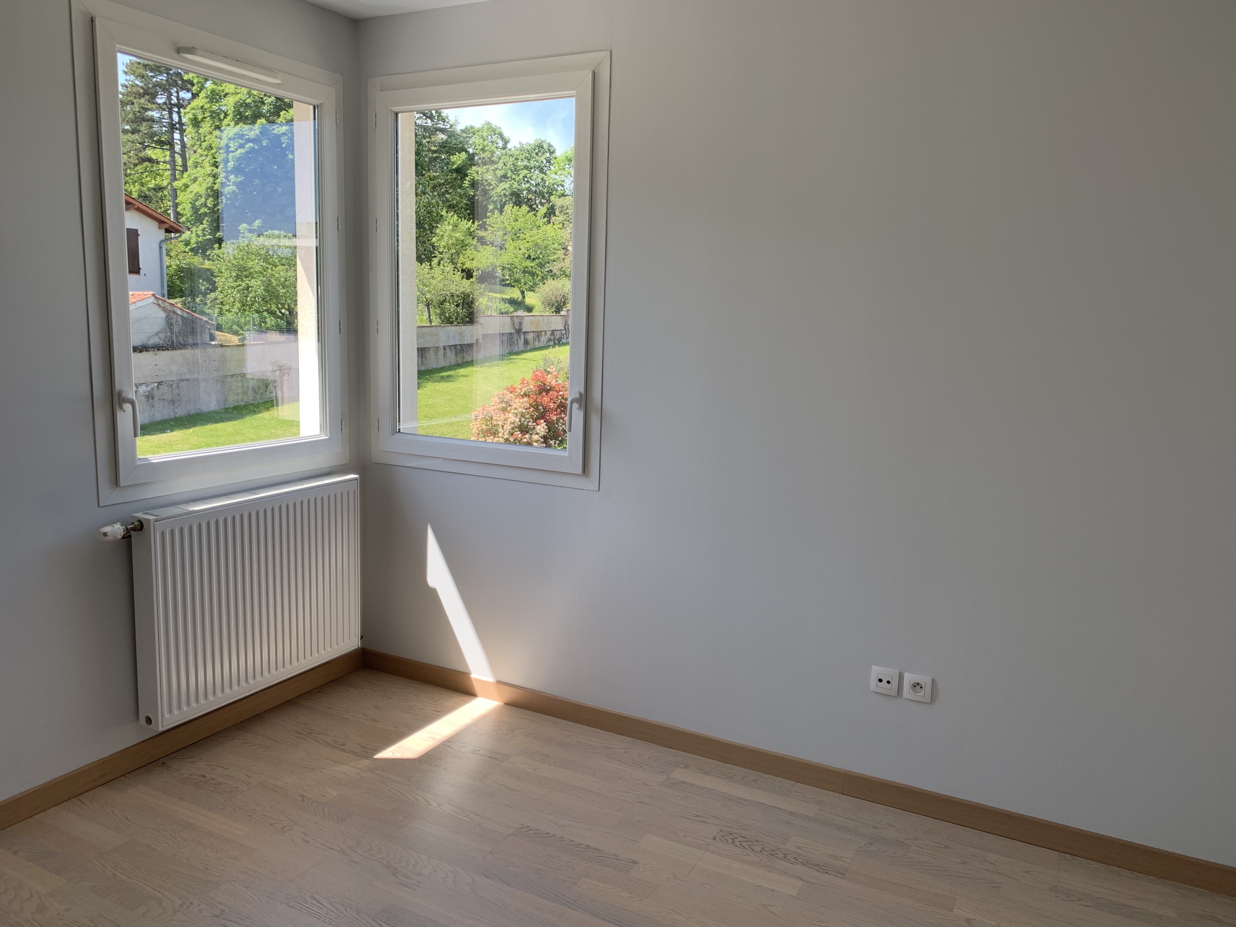 PropriLib l’agence immobilière en ligne à prix fixe vend cet appartement à Charbonnières-les-Bains