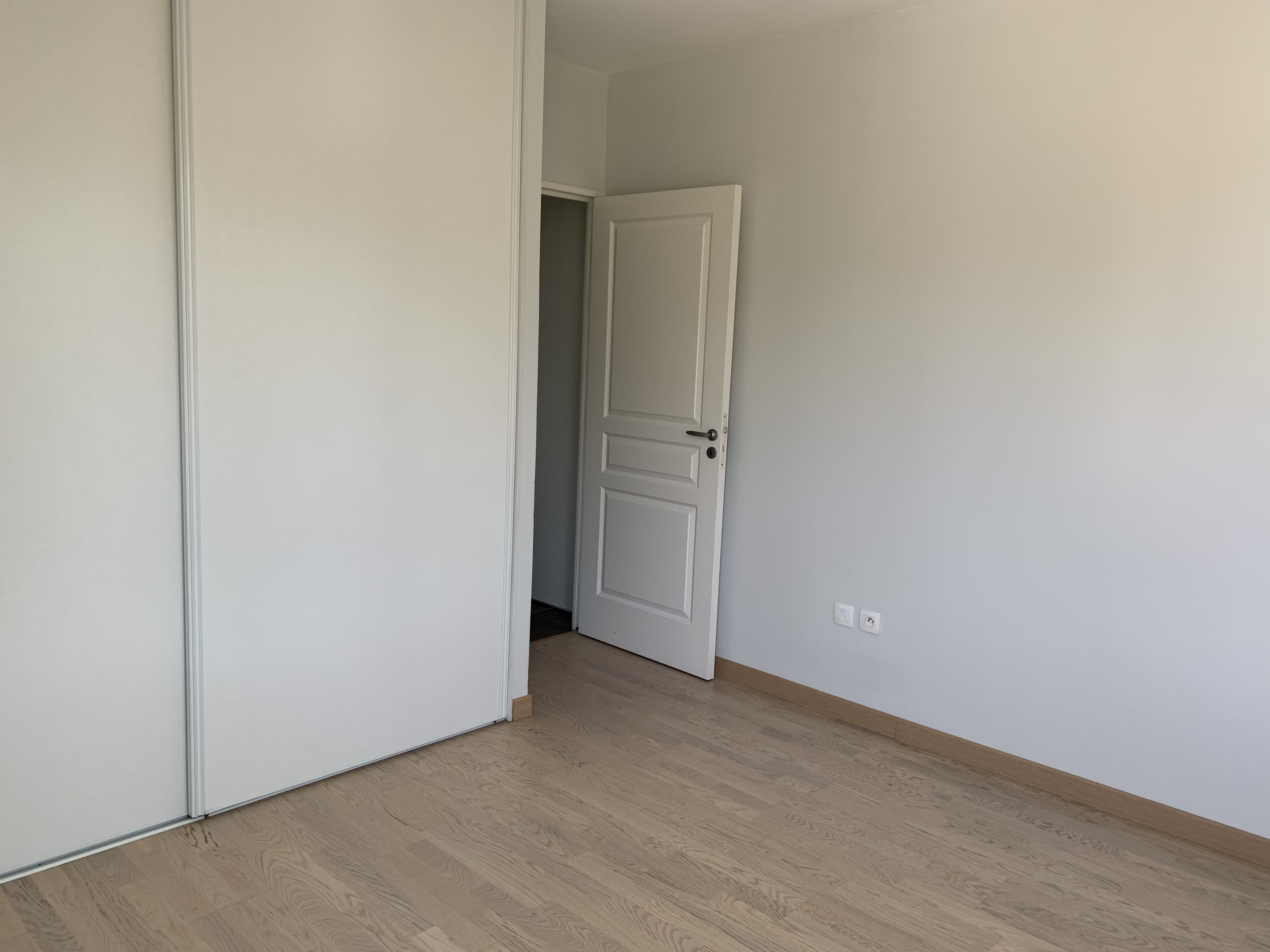 PropriLib l’agence immobilière en ligne à commission fixe vend cet appartement à Charbonnières-les-Bains