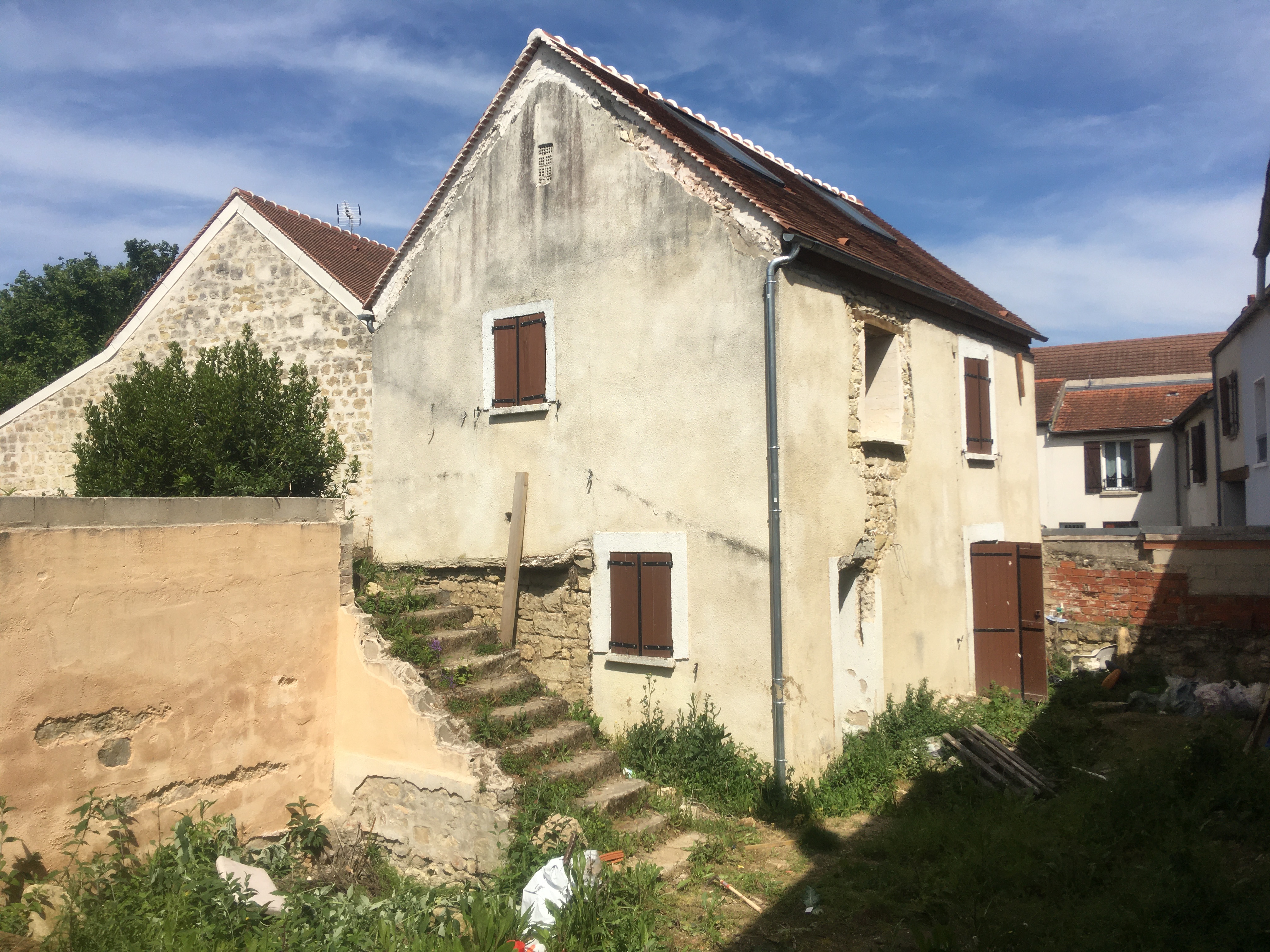 PropriLib l’agence immobilière en ligne à prix fixe vous propose cette maison à Jouy-Le-Moutier
