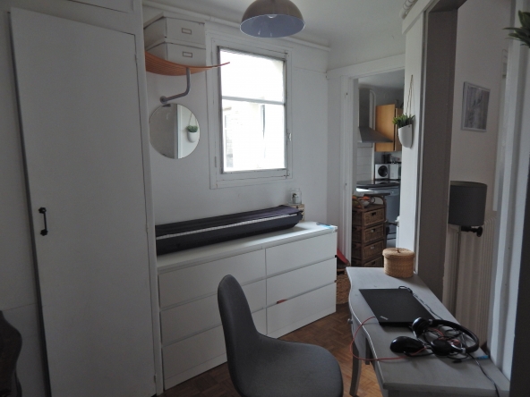 PropriLib l’agence immobilière en ligne à commission fixe vous propose cet appartement à Asnières-sur-Seine