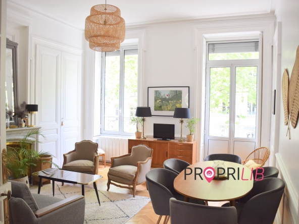 PropriLib l’agence immobilière en ligne à prix fixe vous propose cet appartement à Lyon 3 ème